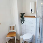 Gemuetliches Mit Garten I Parkplatz I 10 Min Zur Altstadt דירה קובלנץ